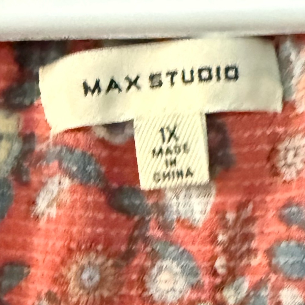 Max Studio Red Floral V-Neck Tiered Tunic - Picture 3 of 3